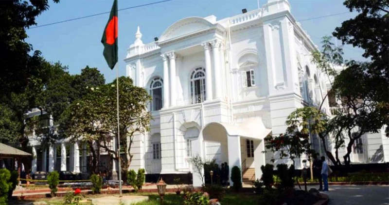 আমার স্বামীর মাথার খুলি ছিন্নভিন্ন ও মগজ বের হয়ে গেছে